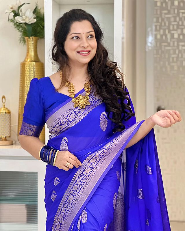 Designer Saree, Silk Saree, Cotton Saree, Chiffon Saree, Georgette Saree, Banarasi Saree, Bridal Saree, Kanchipuram Saree, Paithani Saree, Linen Saree, Trendy Saree, Digital Print Saree, Party Wear Saree,  Daily Wear Saree, Bollywood Style Saree, Traditional Saree, Ethnic Saree, Saree Collection, Draped Saree, Saree Combo Offers, Saree Sale, Saree For Women, Latest Design, Flipkart, Amazon, Ajio, Myntra, Meesho