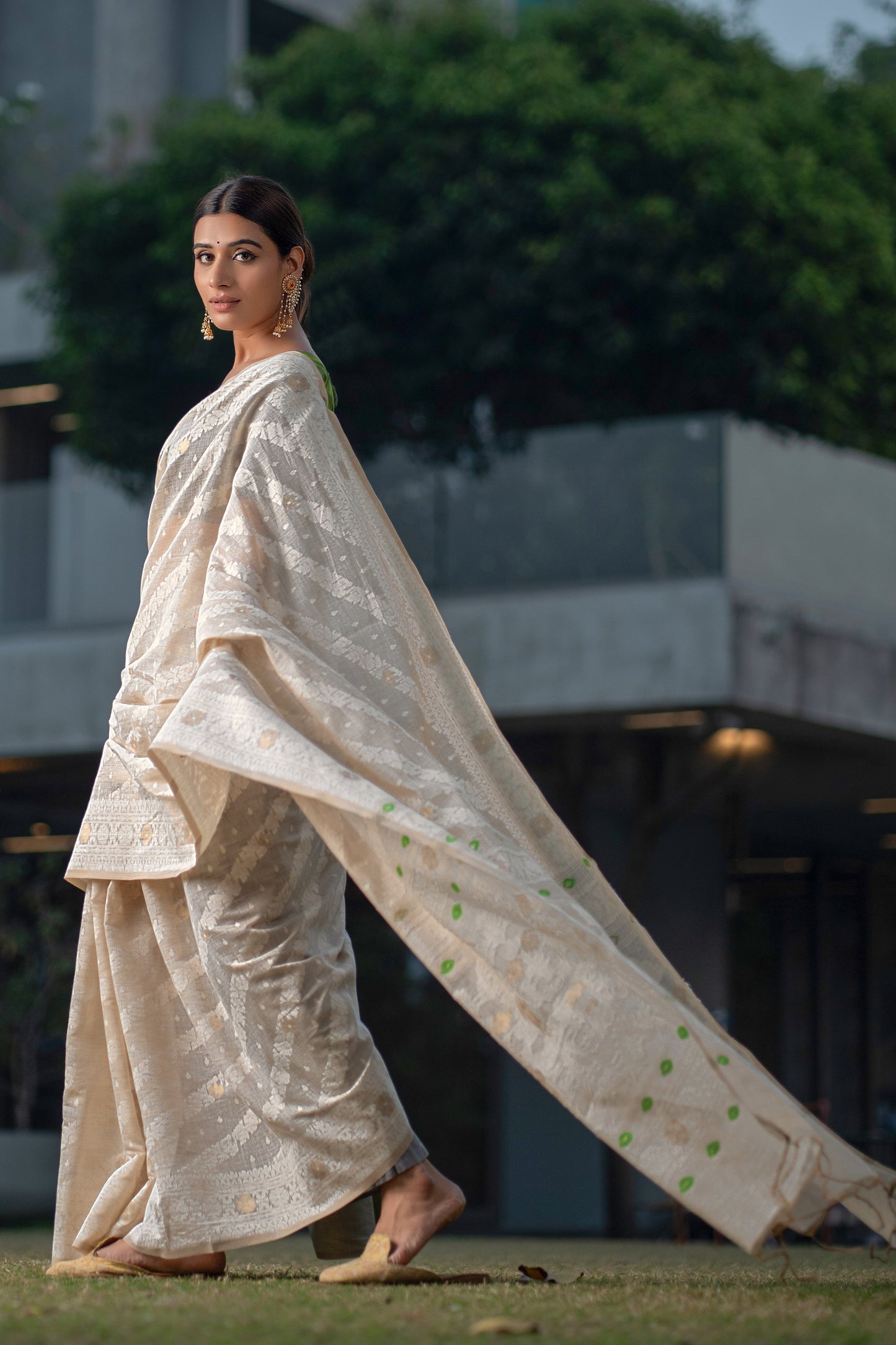 Green Mul Cotton Chanderi Jamdani Saree With Contrast Blouse