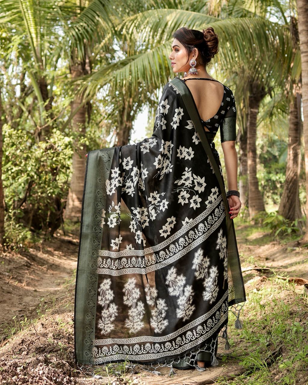 Black Pure Silk Digital Printed Wedding Wear Saree