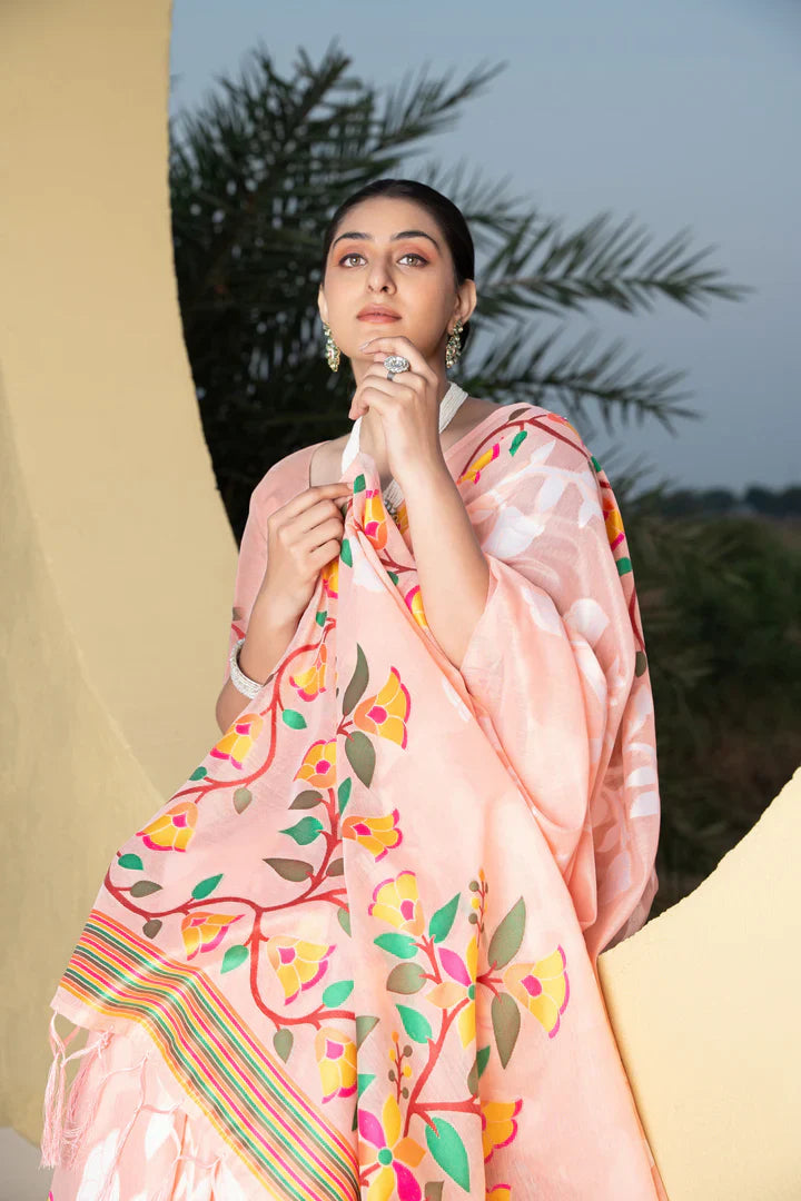 Graceful Peach Jamdani Saree – Traditional Weaving Charm