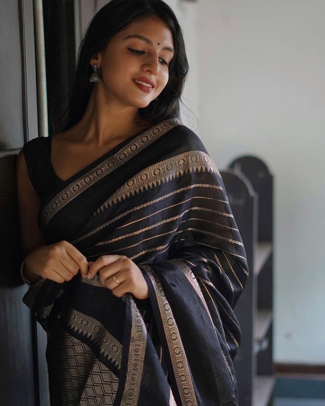 Designer Saree, Silk Saree, Cotton Saree, Chiffon Saree, Georgette Saree, Banarasi Saree, Bridal Saree, Kanchipuram Saree, Paithani Saree, Linen Saree, Trendy Saree, Digital Print Saree, Party Wear Saree,  Daily Wear Saree, Bollywood Style Saree, Traditional Saree, Ethnic Saree, Saree Collection, Draped Saree, Saree Combo Offers, Saree Sale, Saree For Women, Latest Design, Flipkart, Amazon, Ajio, Myntra, Meesho