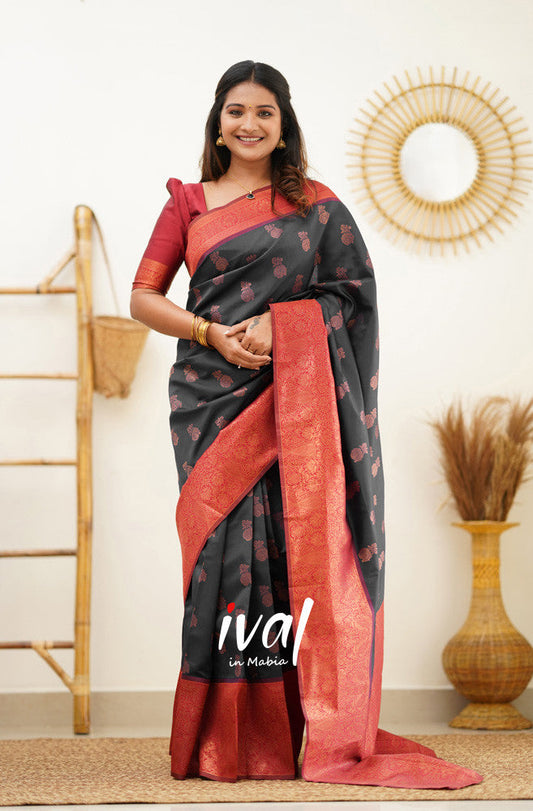 Black Pure Soft Silk Saree With Outstanding Blouse Piece
