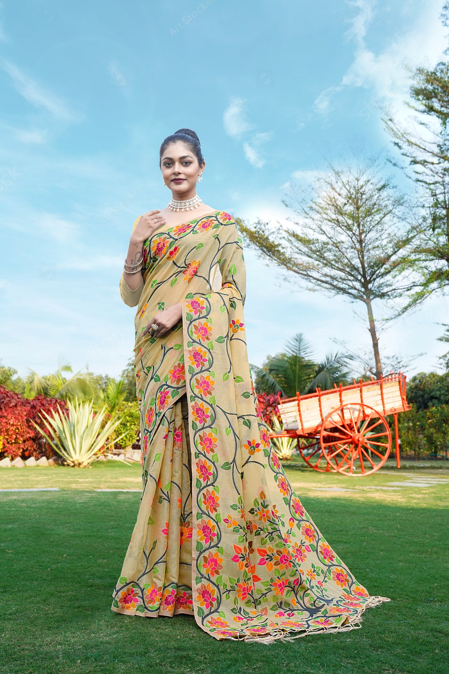 Soft cotton Beige Color Jamdani Saree