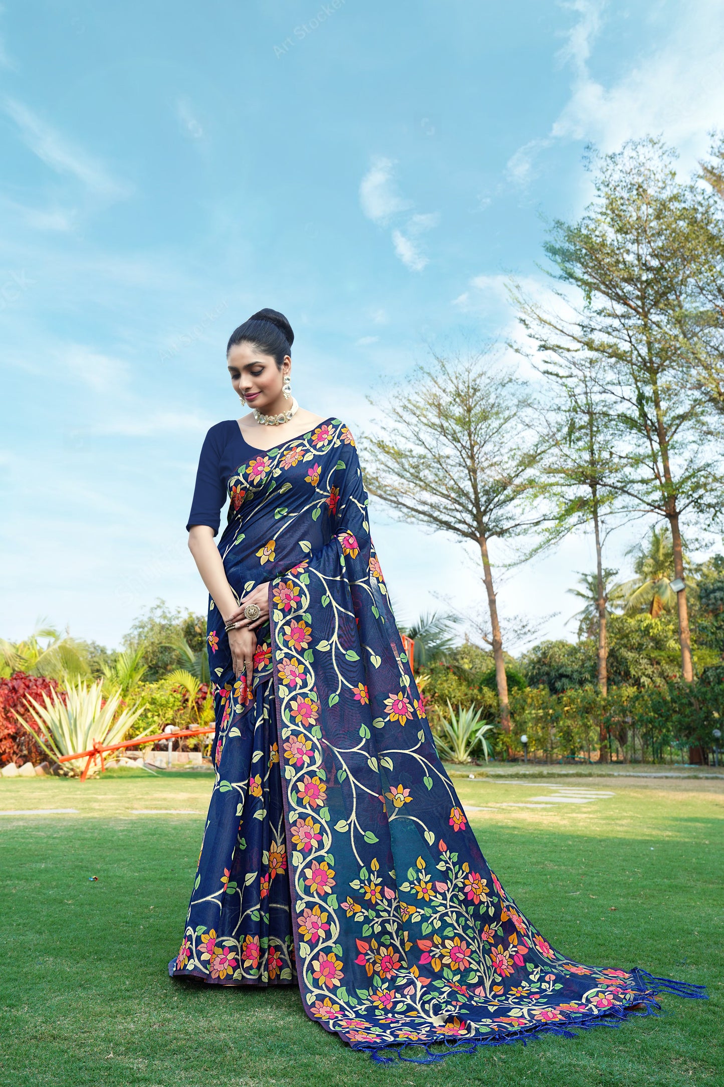 Soft cotton Navy blue Color Jamdani Saree