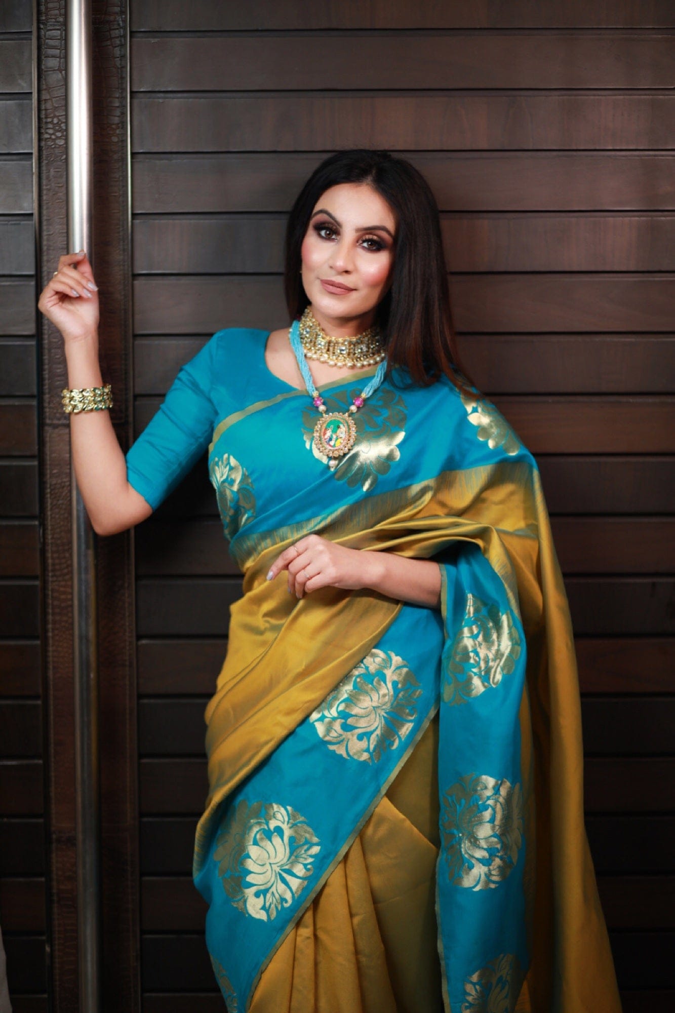 Designer Saree, Silk Saree, Cotton Saree, Chiffon Saree, Georgette Saree, Banarasi Saree, Bridal Saree, Kanchipuram Saree, Paithani Saree, Linen Saree, Trendy Saree, Digital Print Saree, Party Wear Saree,  Daily Wear Saree, Bollywood Style Saree, Traditional Saree, Ethnic Saree, Saree Collection, Draped Saree, Saree Combo Offers, Saree Sale, Saree For Women, Latest Design, Flipkart, Amazon, Ajio, Myntra, Meesho